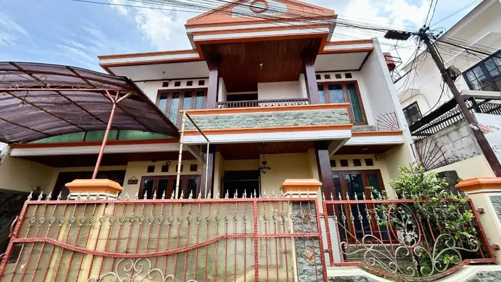 Rumah 2 lantai strategis di Loji Bogor