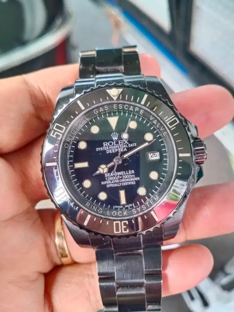 Jam pria Rlx depsea black