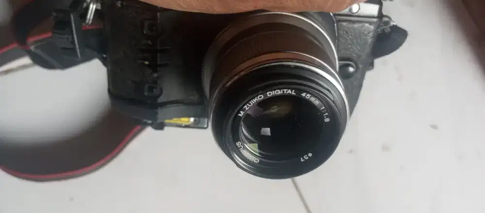 Lensa olympus fix 45 mm