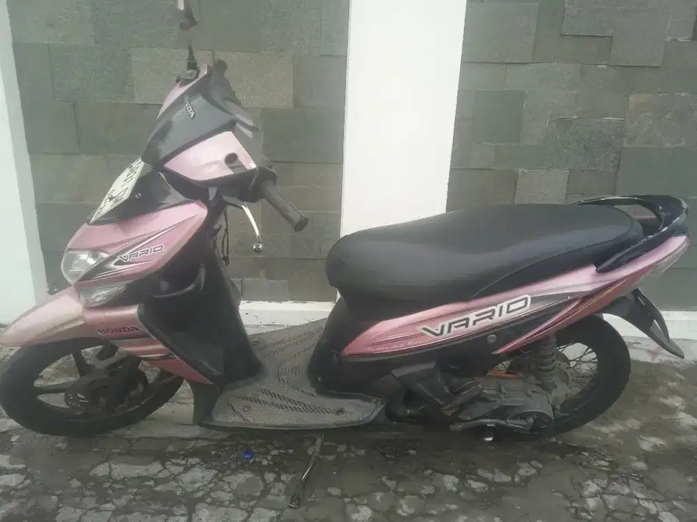 vario 2008 plat AA