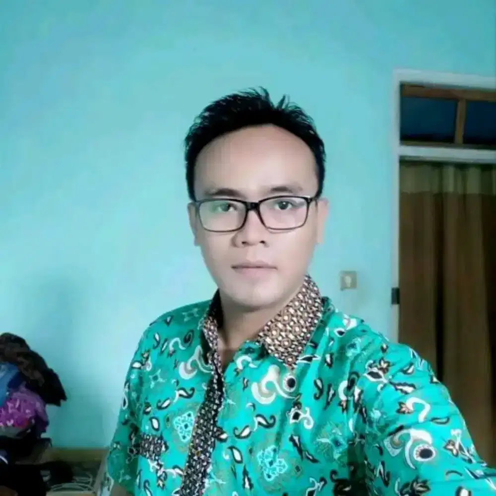 Cari kerja caregiver..perawat lansia