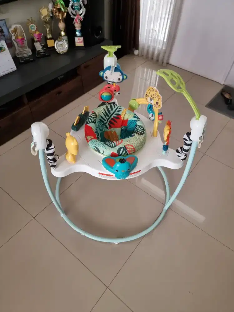 Jumperoo Jumping Jungle Fisher Price