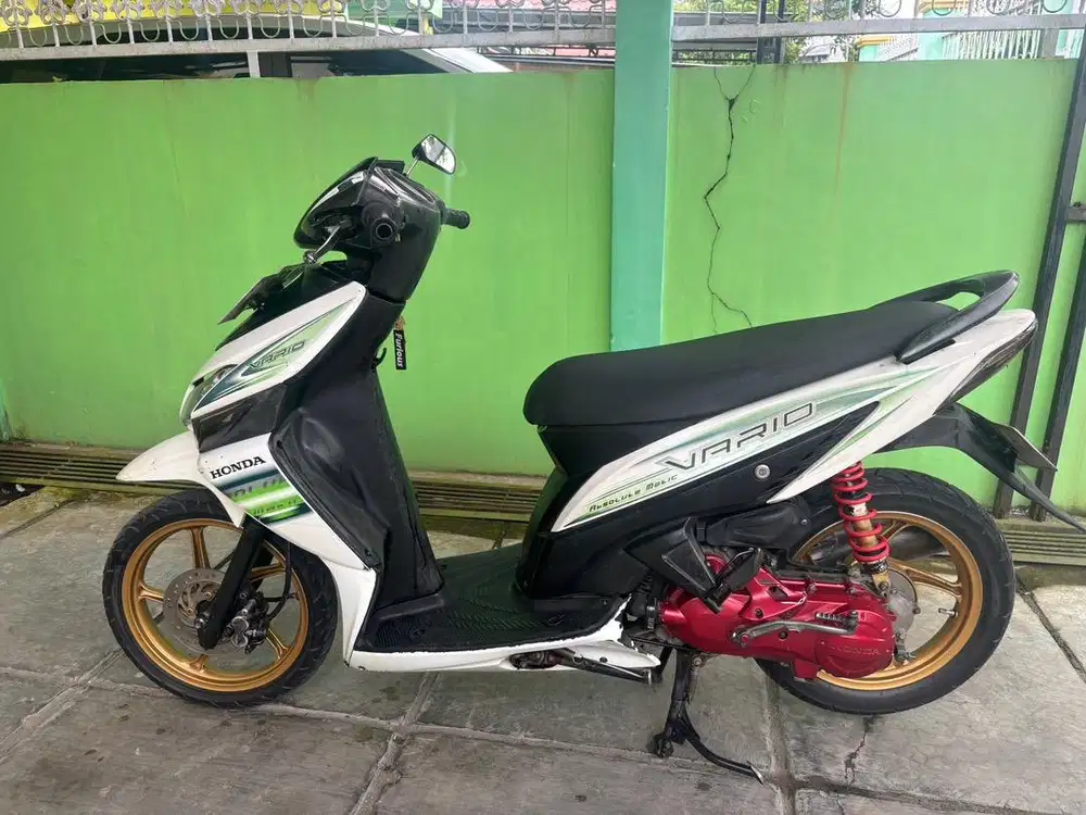 Vario 2008 putih ss lengkap
