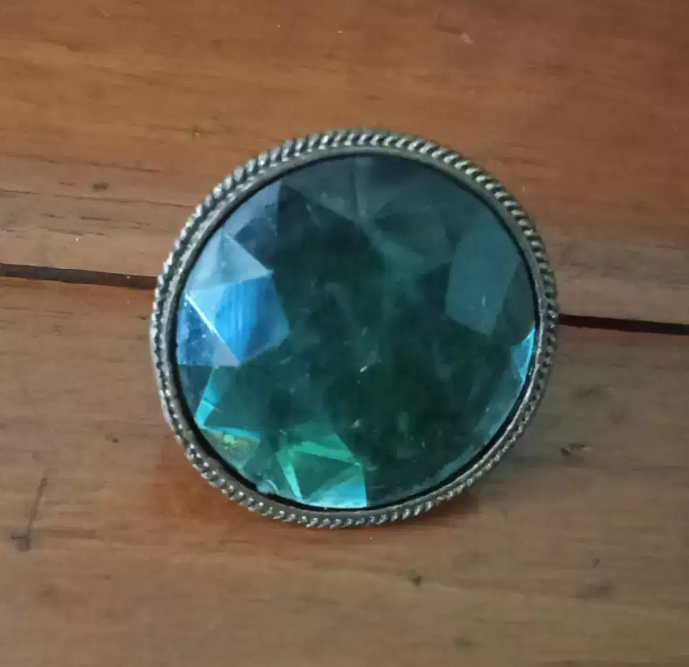 cincin cristal lawas