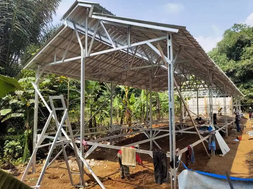 Kanopi Baja Ringan + Atap Galvalum Pasir Terpasang = Rp 205.000