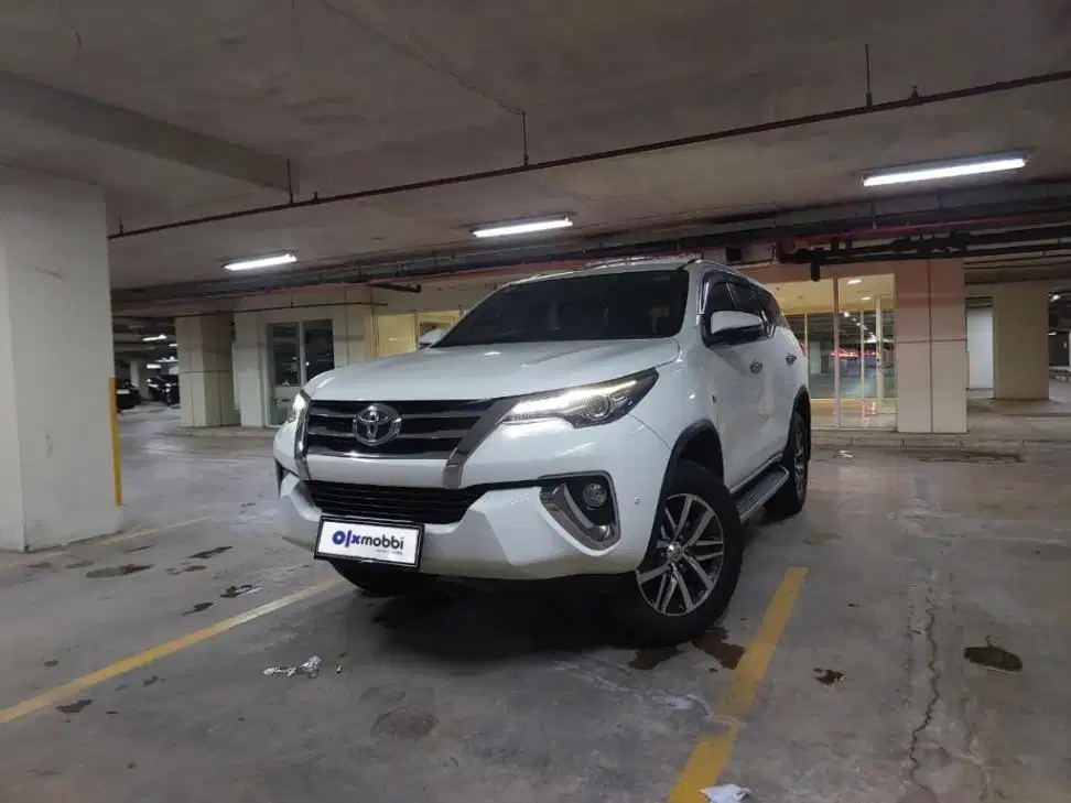 LOW DP Toyota Fortuner 2.7 4x2 SRZ Bensin-AT 2019 KJN