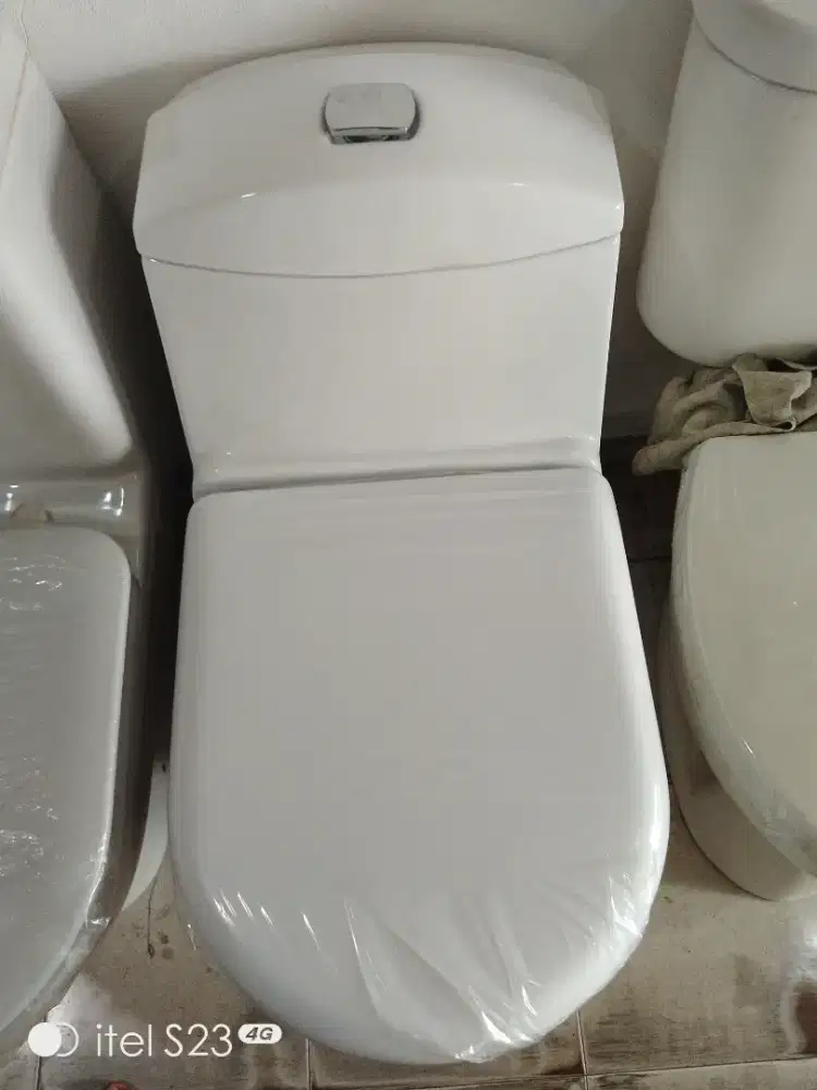 Kloset duduk merk Jacob Delafon Paris (ORI)