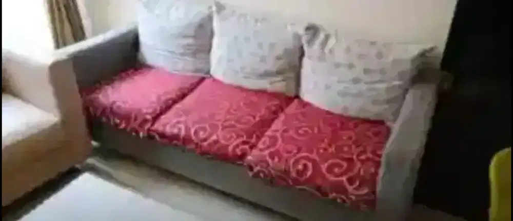 Dijual Cepat Sofa Bekas 3 Seat. Termurah!!