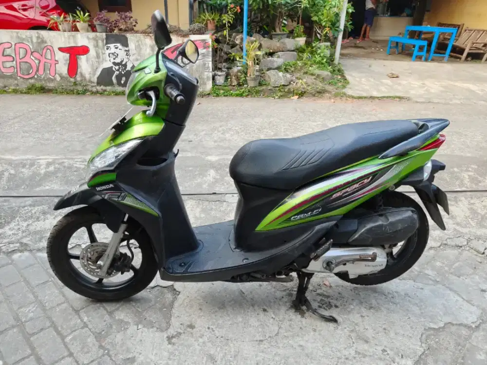 Spacy injeksi THN 2013 plat AB sleman