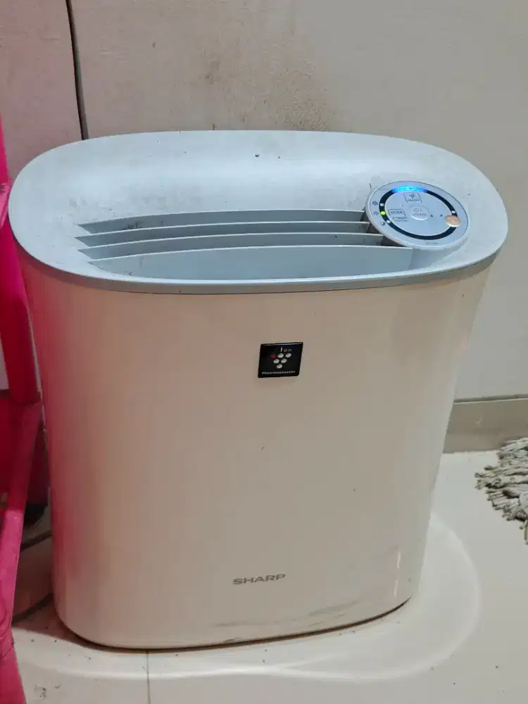 Jual air purifier sharp like new