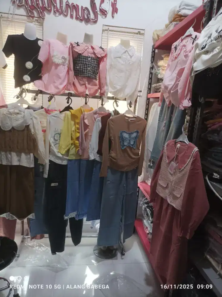 Butuh 2 orang lagi admin host live