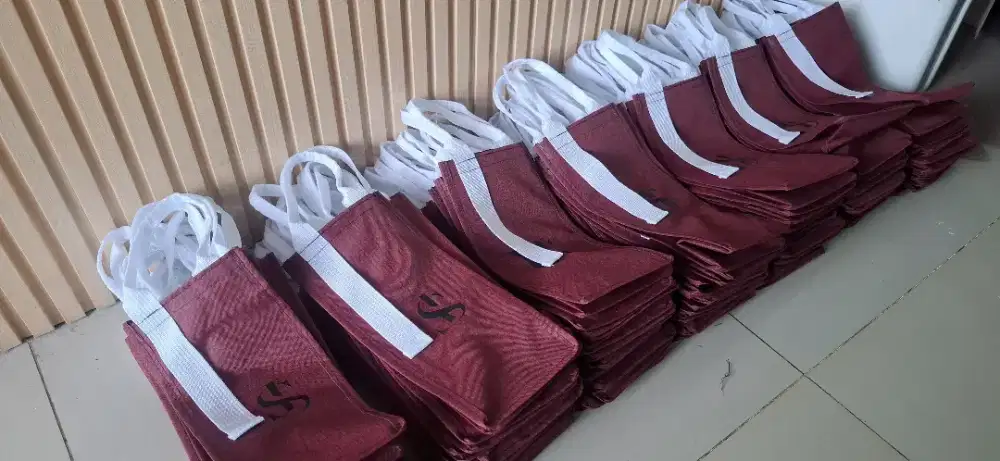 Lowongan kerja penjahit dan potong bahan wanita