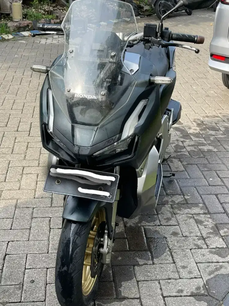 Adv 150 ABS 2021 warna hitam