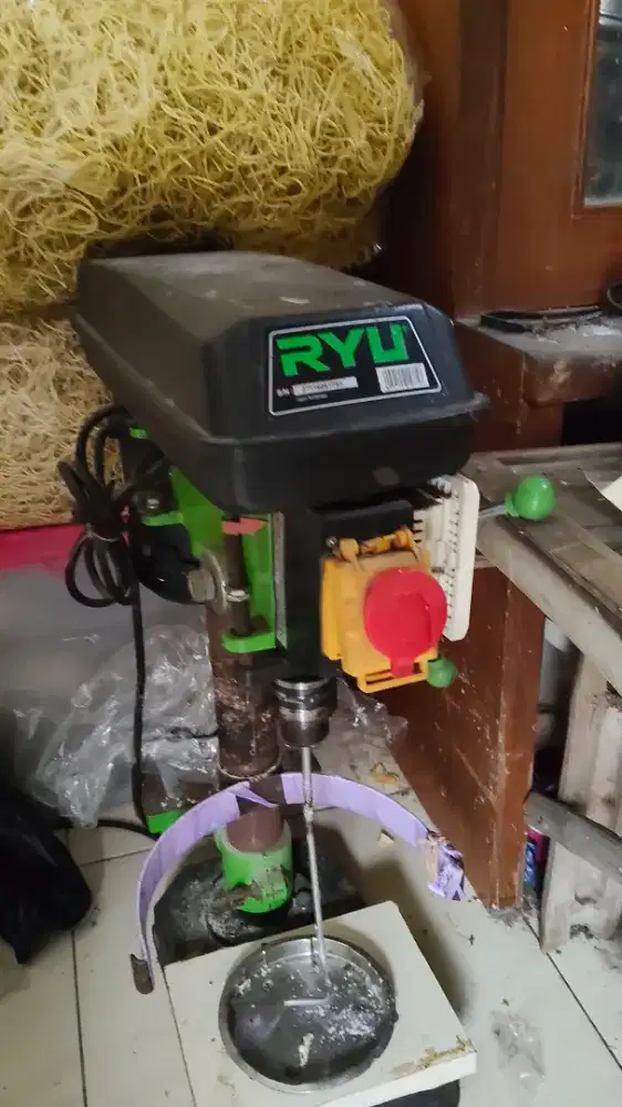 Jual.mesin bor duduk merek rhio