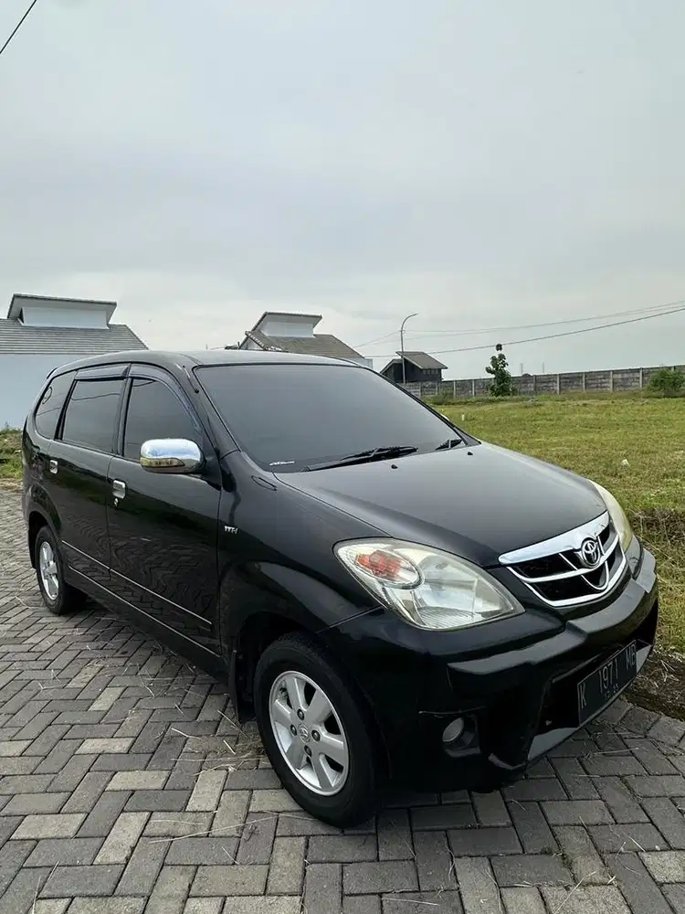 Toyota Avanza G 2010 akhir