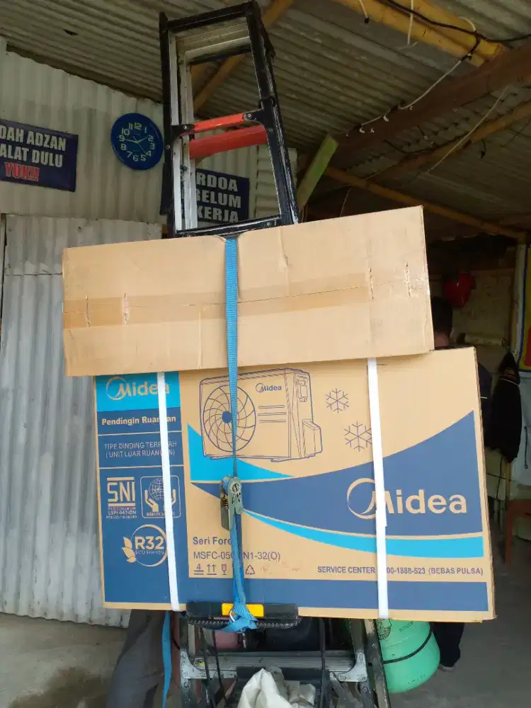 AC Midea 1/2 PK bergaransi