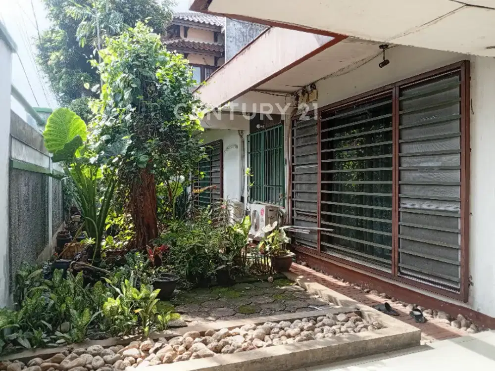 Rumah Investasi Di Lokasi Bergengsi Kebayoran Lama