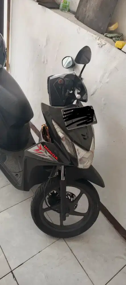 Honda beat FI 2016 Warna hitam , tangan pertama