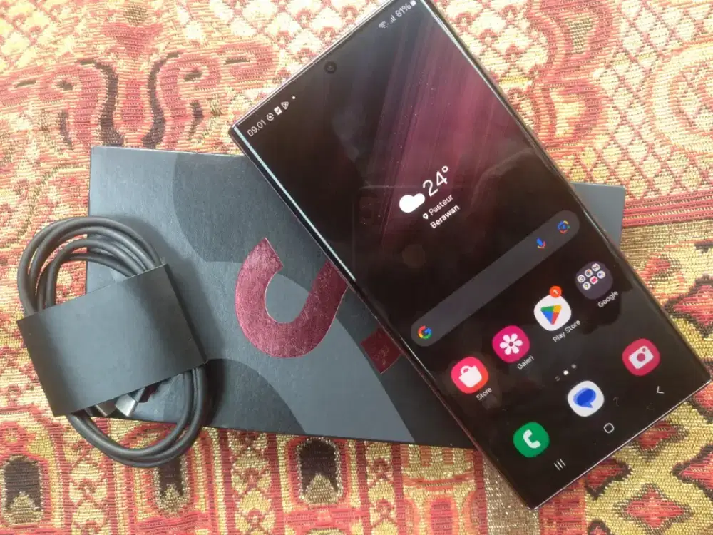 Samsung s22 ultra 12/256  sein