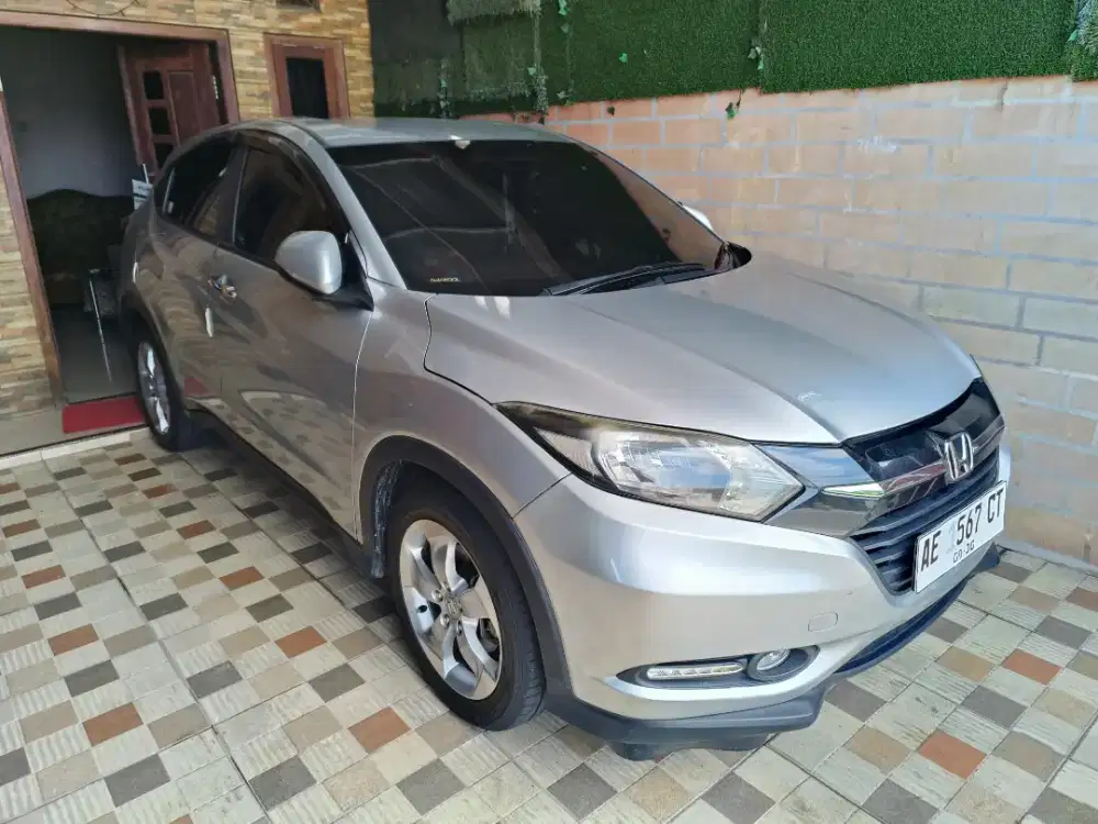 Honda HRV E AT 2015 Istimewa