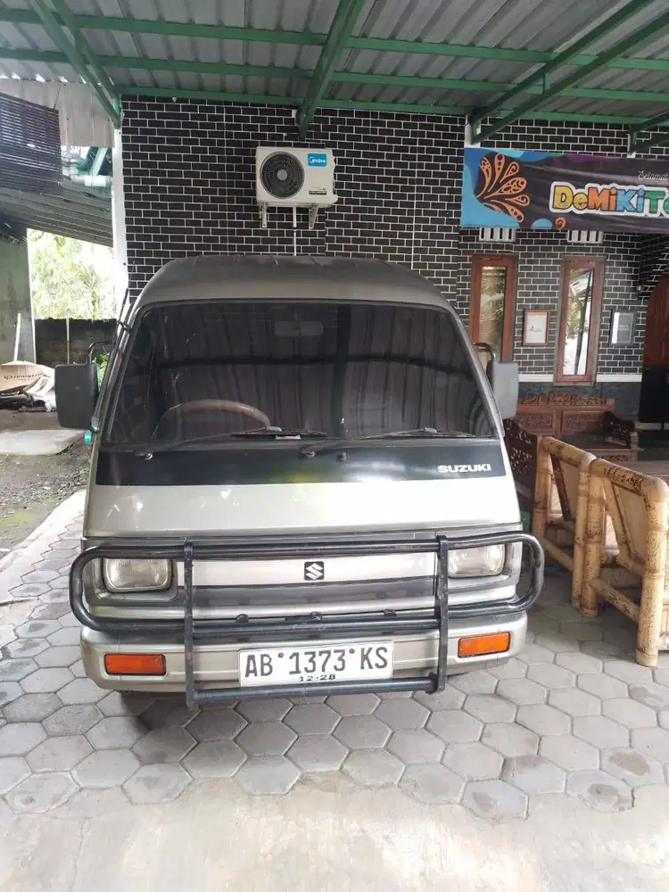 CARRY 1.0 AC ISTIMEWA