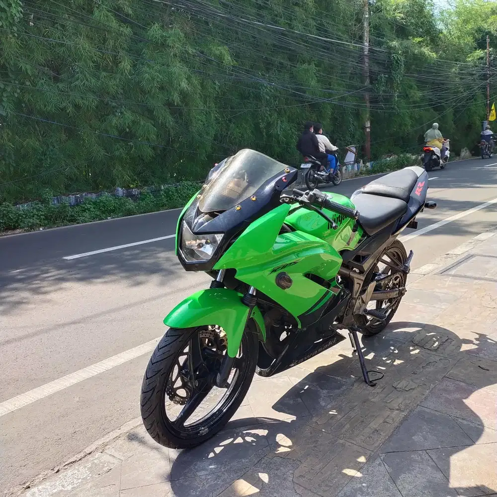 Kawasaki ninja RR 2013 (Lengkap Bagus)