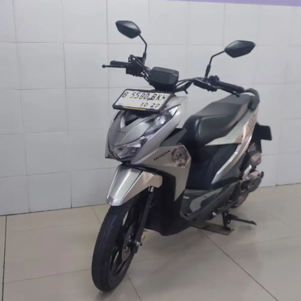 Honda beat street 2023 dp 1jt.