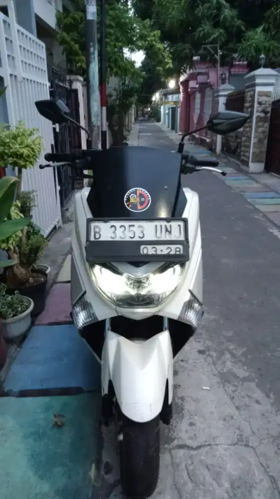 nmax 2018 pemakaian motor bagus mulus terawat mesin sehat