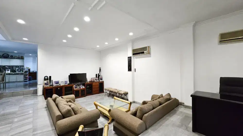 Rumah Siap Huni Lokasi Bebas Banjir Dalam Komplek Perumahan Grawisa