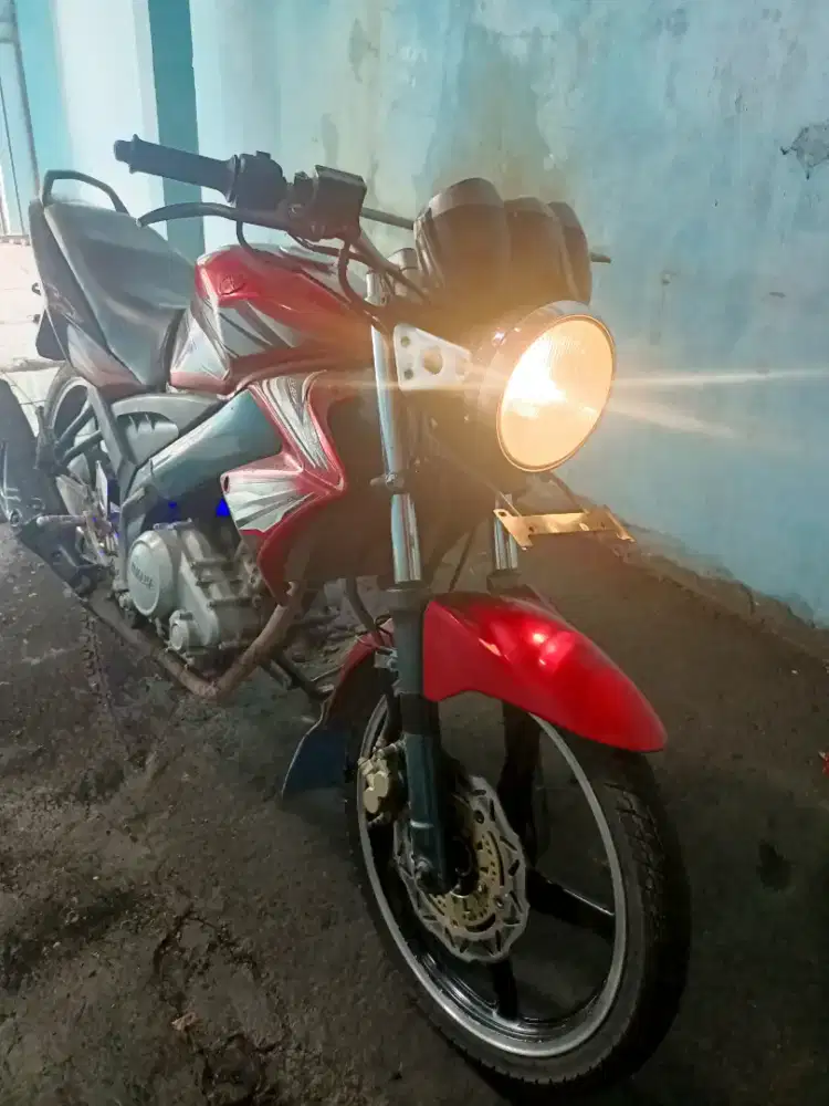 Vixion 2011 plat L komplit