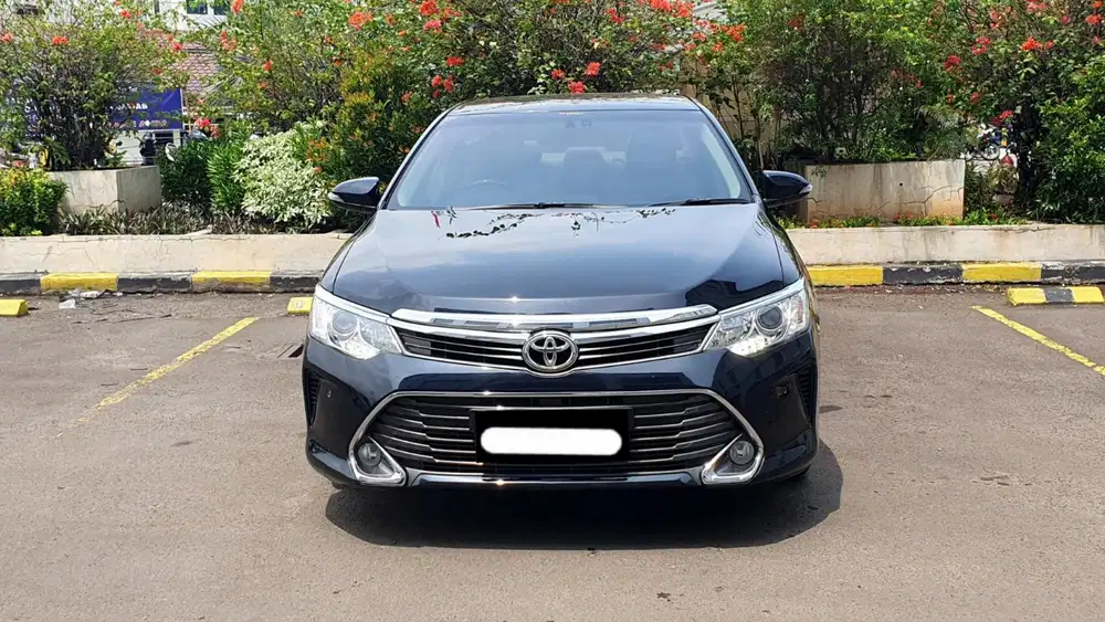 Km14rb toyota camry v 2016 pakai 2017 hitam
