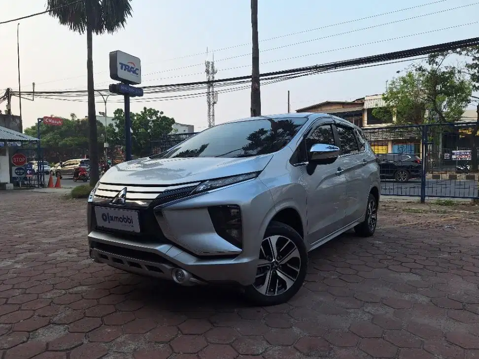Mitsubishi Xpander  1.5 Ultimate Bensin-AT 2019 Putih