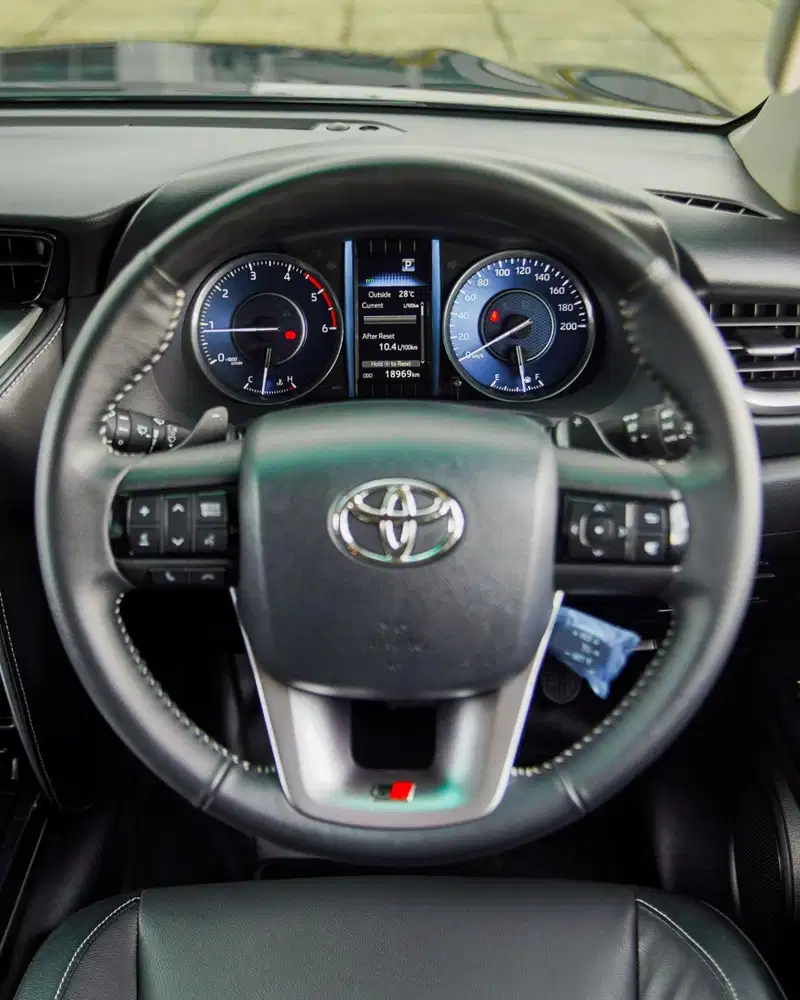 TOYOTA FORTUNER 2.8 GR AT THN 2022