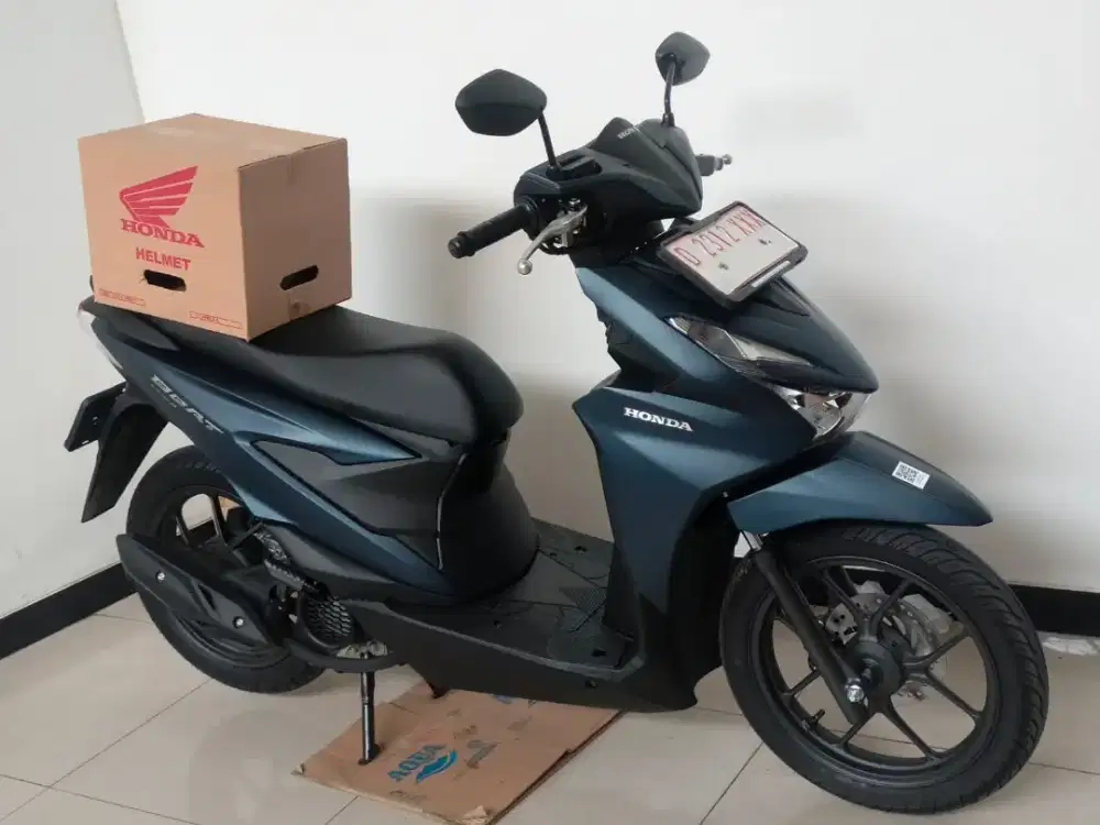 Honda beat deluxe cbs iss keyless 2025 istimewa' seperti baru