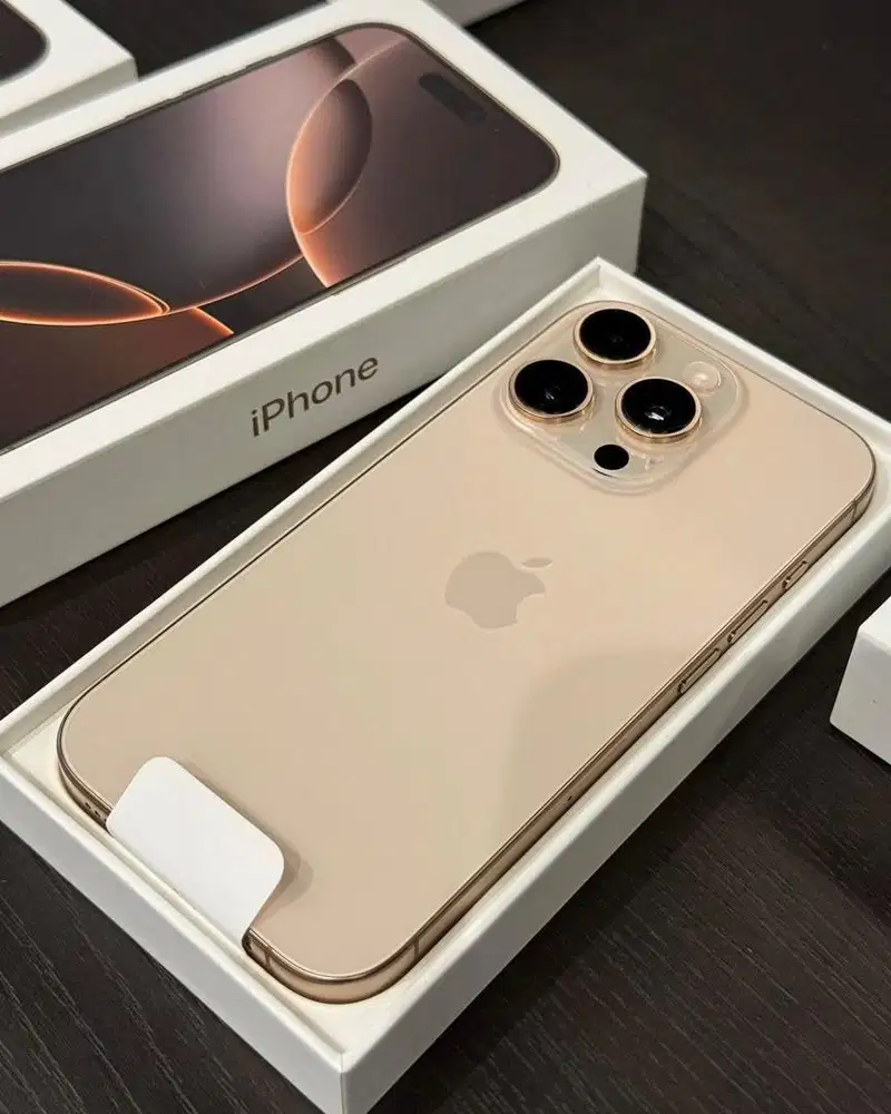 iPhone 16 Pro Max 256GB Inter (belum cukai)