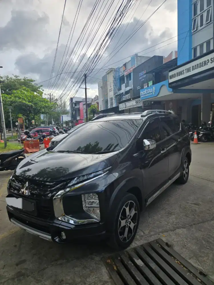 Mitsubhisi Xpander Cross 2021 metic