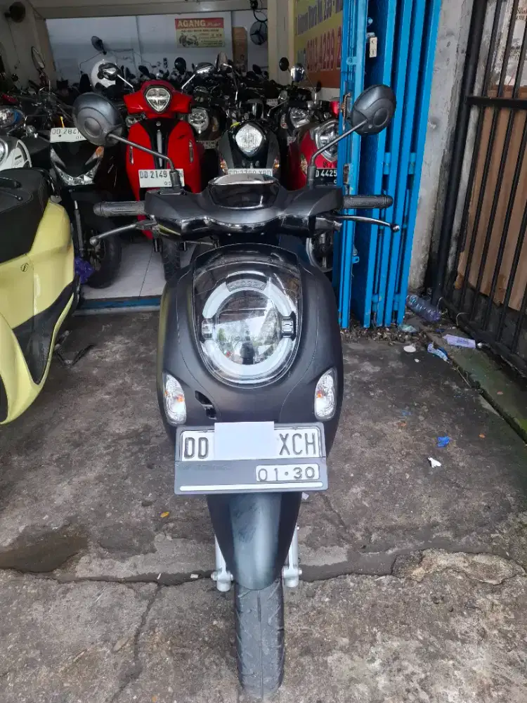 Honda Scoopy 110cc 2024 hitam pemakaian 2025