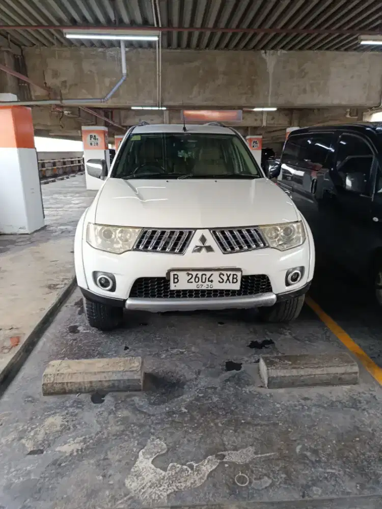 [Mobil bagus]Mitsubishi Pajero Exceed 2010