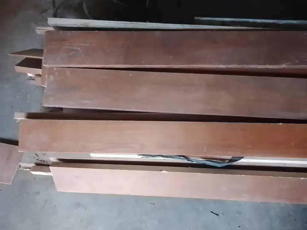 Lisplang kayu solid list plank lebar 15-30 cm panjang 2-3m tebal 1-2cm