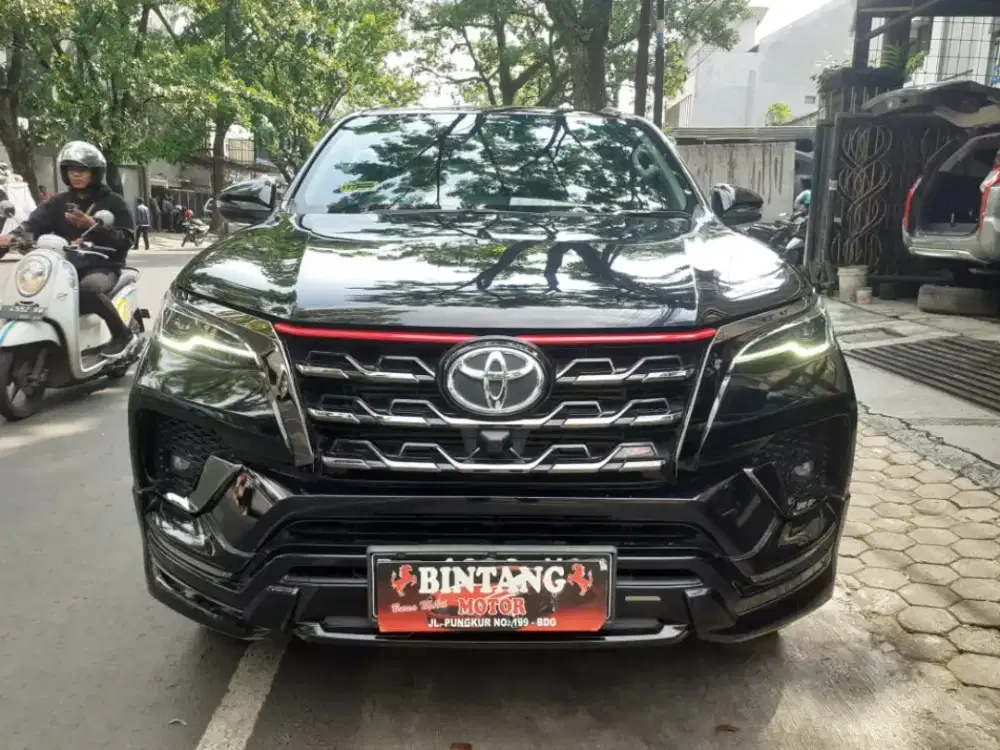 KM 51RB! FORTUNER TRD AT 2021 BLACK / MODEL THN 2022 (BINTANG MOTOR)