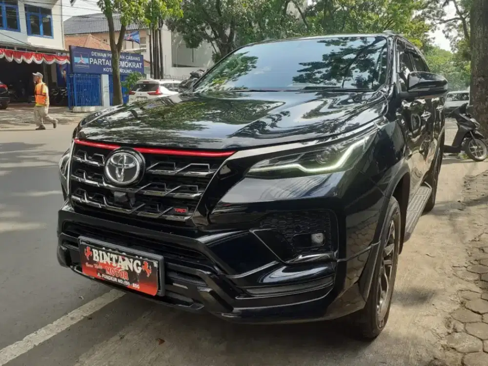 KM 51RB! FORTUNER TRD AT 2021 BLACK / MODEL THN 2022 (BINTANG MOTOR)