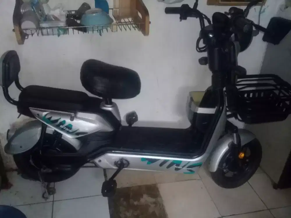 Di jual sepeda listrik minus batrenya gak ada
