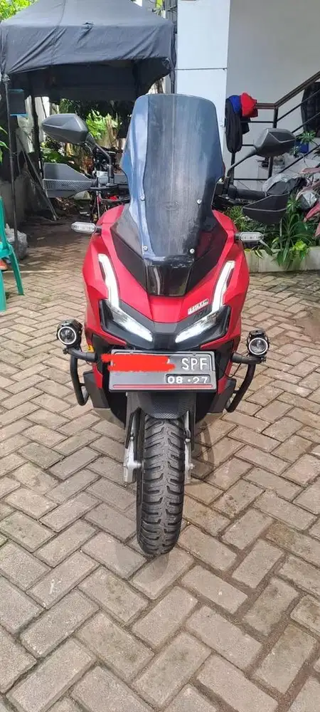 Honda ADV 160 bukan nmax