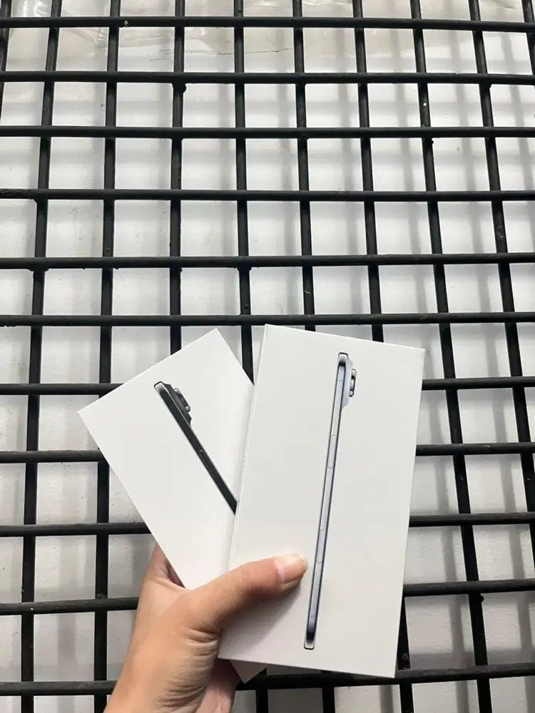 IPHONR AIR ( PROMO CICILAN DAN TUKER TAMBAH )