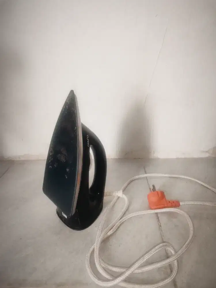 Setrika TURBO EHL 3019