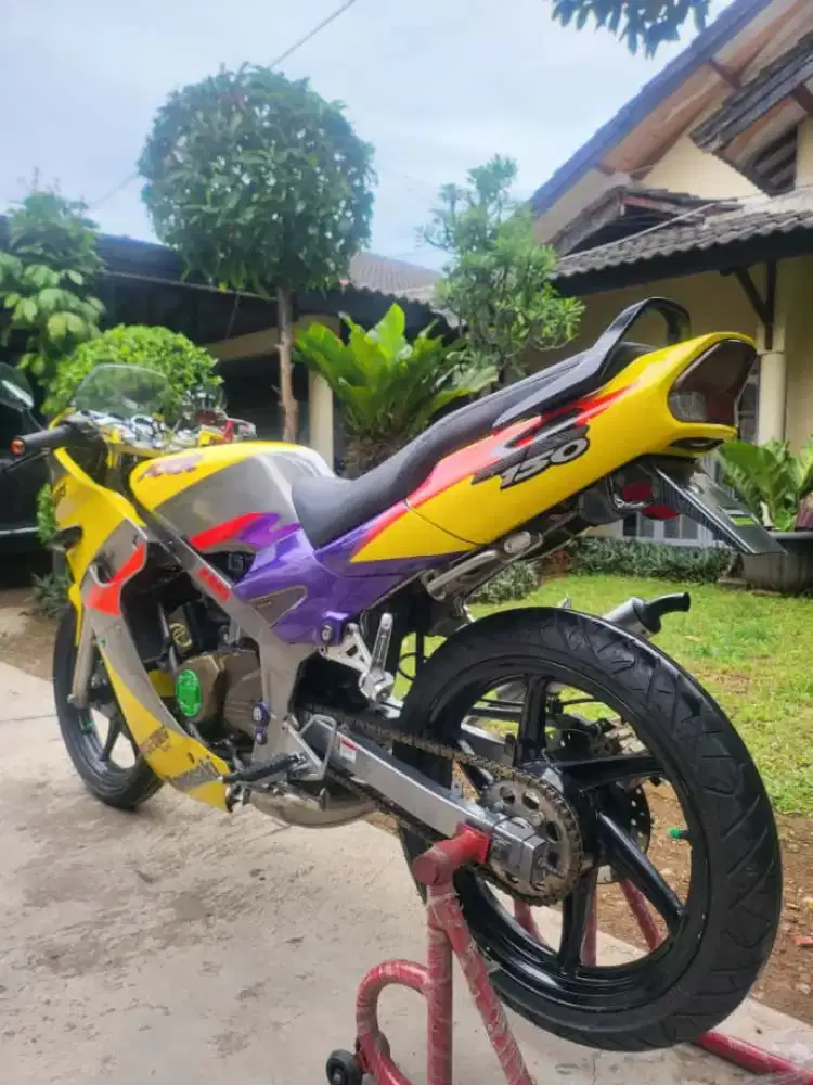 Kawasaki ninja R 2010 up Ssr Pajak Panjang
