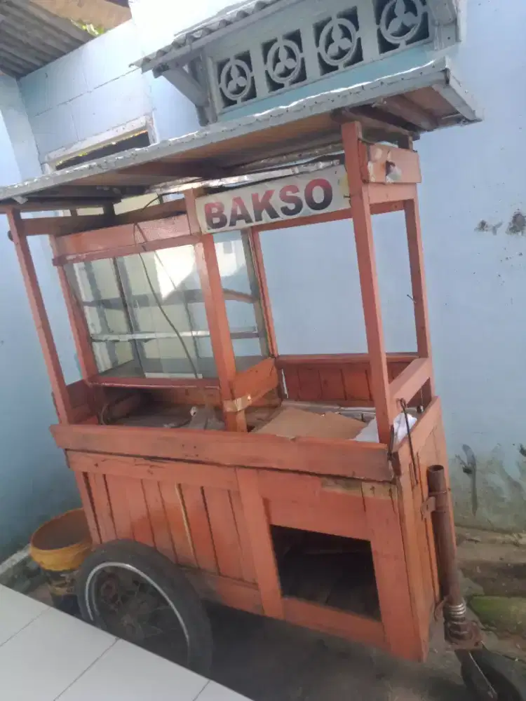 Gerobak bakso bekas layak pakai