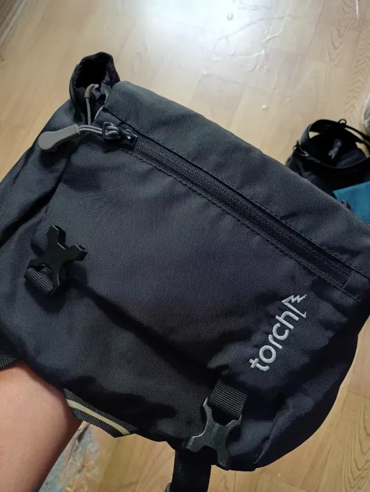 Sling Bag Tas Sepeda Torch Hitam