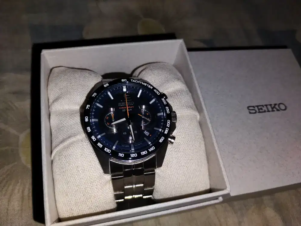 seiko chrono blue stainless GARANSI RESMI