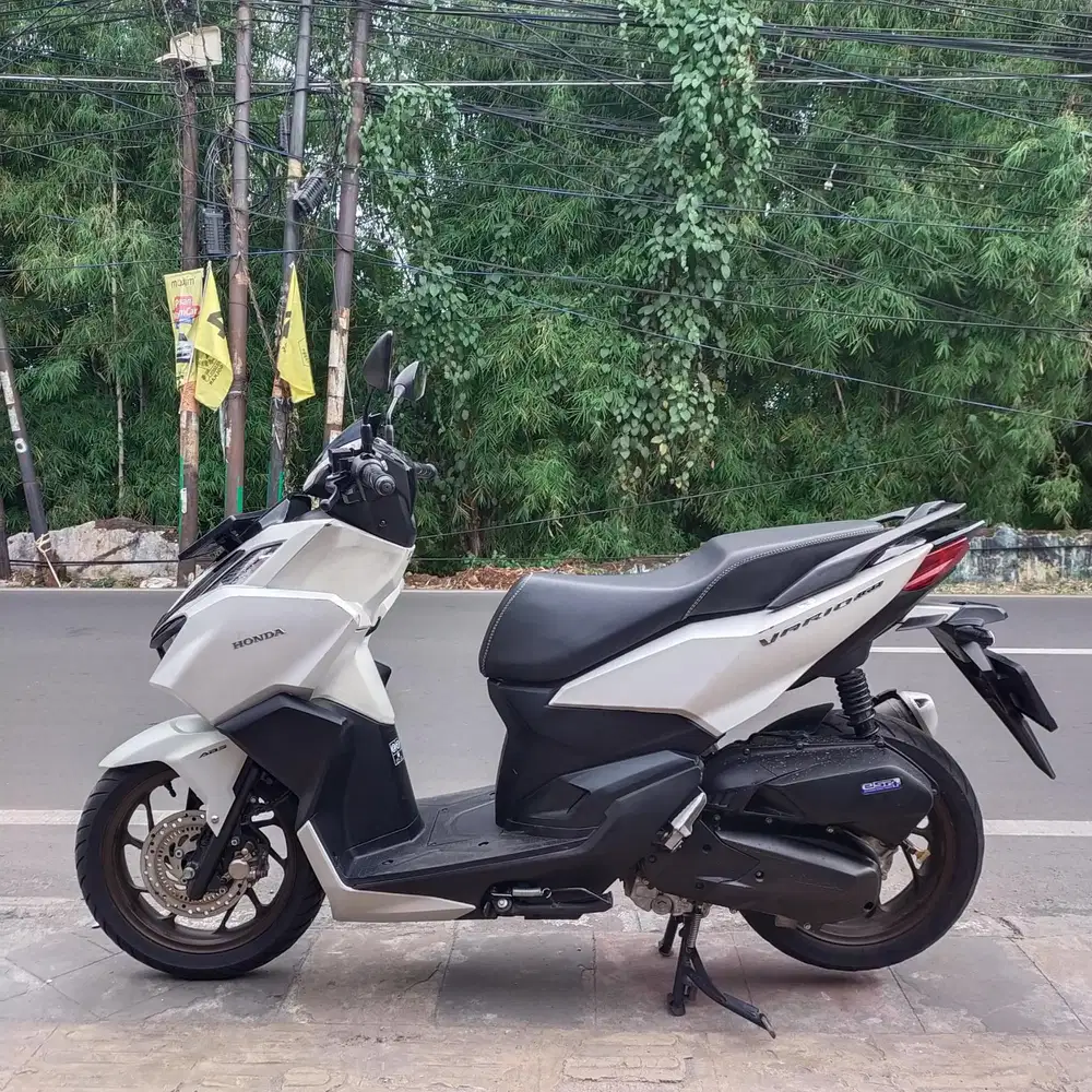 Honda Vario 160 ABS 2022 (Bagus lengkap)
